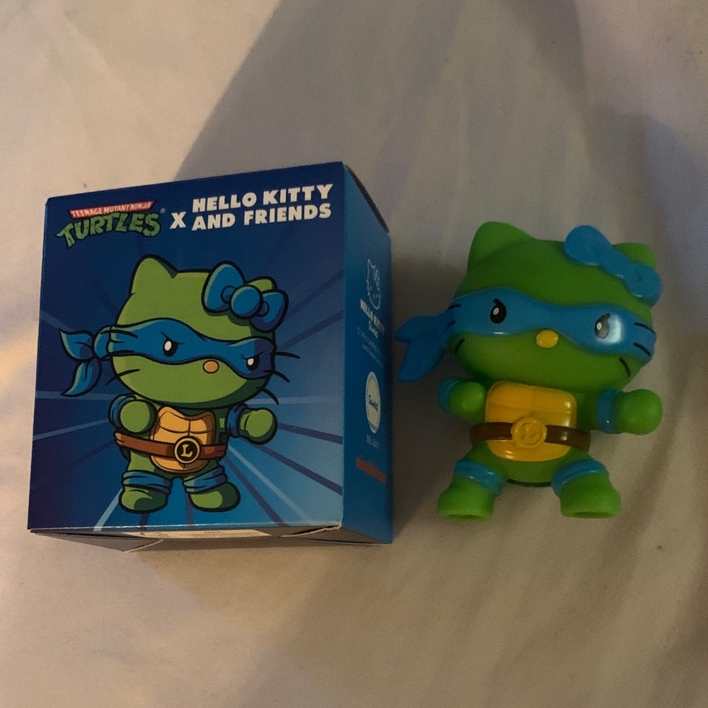 Hello Kitty McDonald’s Ninja Turtle Leonardo Figure New in Box